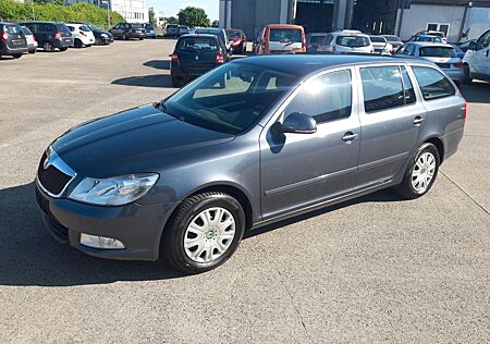 Skoda Octavia Combi Ambiente DSG AHK 1.Hand