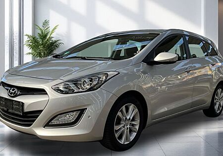 Hyundai i30 CW 1.4 FIFA World Cup EDITION Silver FIF...