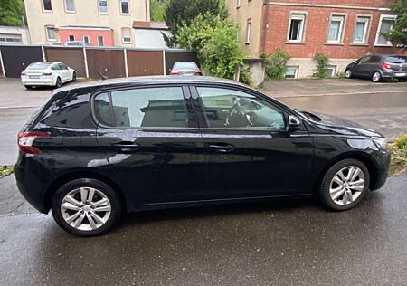 Peugeot 308 Active BlueHDi 120 STOP & START Active