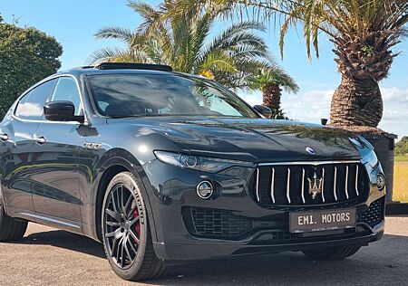 Maserati Levante SQ4 3.0 V6 4x4