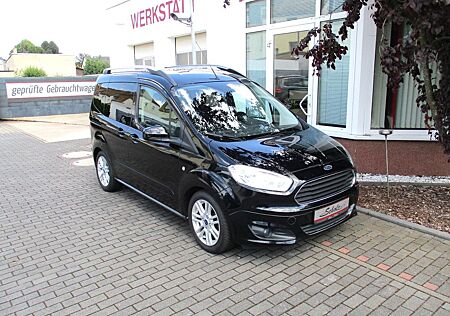 Ford Tourneo Courier Titanium /Winterpaket/Bluetooth