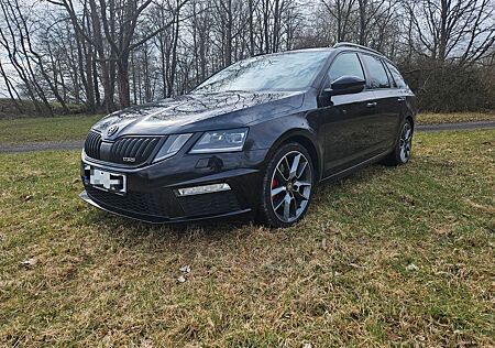 Skoda Octavia 2.0 TDI SCR DSG RS Combi RS