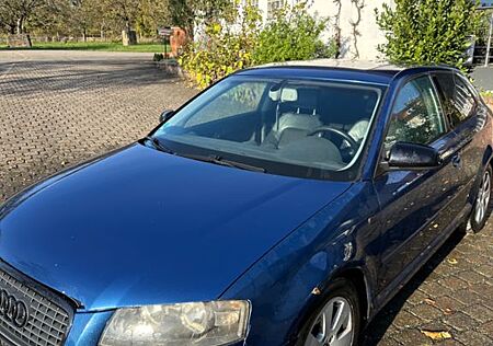 Audi A3 2.0 FSI S line Sportpaket + Bose Soundsystem