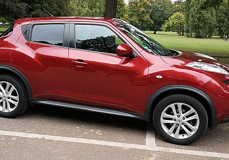 Nissan Juke 1.6 TEkNA CVT Automatik, Force Red, 117 PS