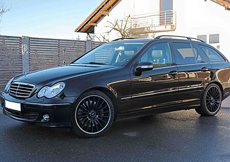 Mercedes-Benz C 320 gebraucht kaufen Mercedes-Benz C 320 CDI T AVANTGARDE Avantgarde