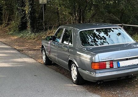 Mercedes-Benz S 300 300 SE