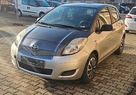 Toyota Yaris 1,4-l-D-4D Cool