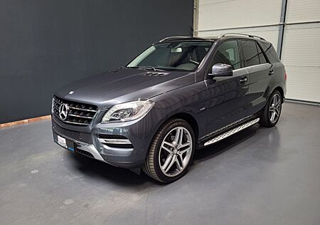 Mercedes-Benz ML 350 CDI AMG 4Matic *TOP Ausstattung*