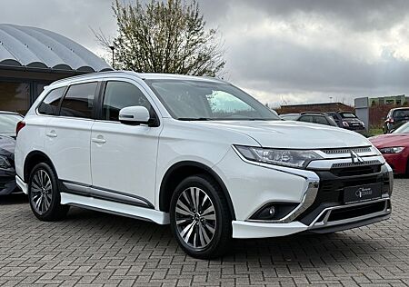 Mitsubishi Outlander 2.0*2WD*AUTOMATIK*AHK*NAVI*TÜV NEU