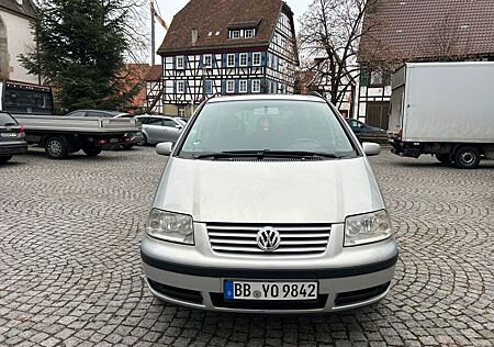 VW Sharan Volkswagen 1.8T tiptronic Trendline,7-Sitzer,TÜV2027