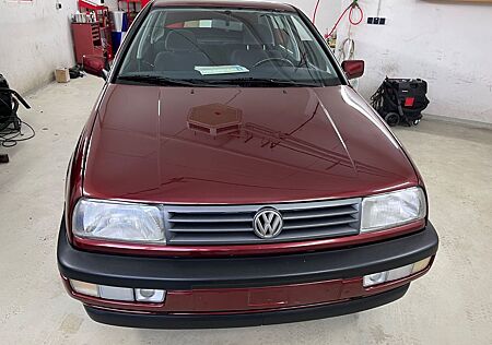 VW Vento Volkswagen 1.8 CL CL