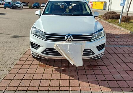 VW Touareg Volkswagen 3.0 V6 TDI SCR Tiptronic -