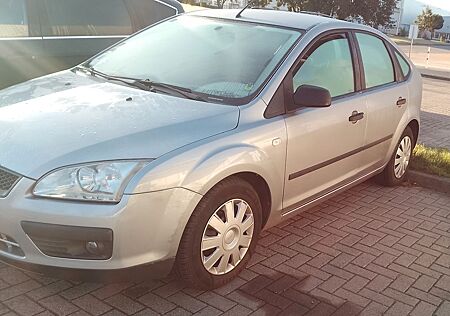 Ford Focus 1,4 Ambiente Ambiente