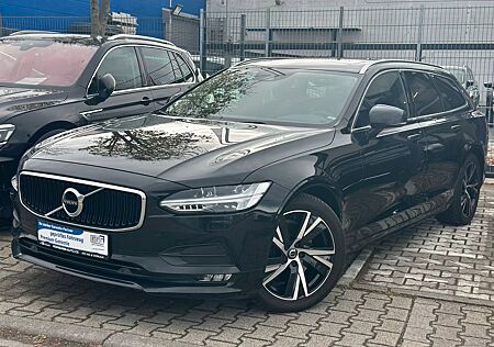 Volvo V90 Kombi Momentum Pro AWD PANO+ACC+H&K+CAM