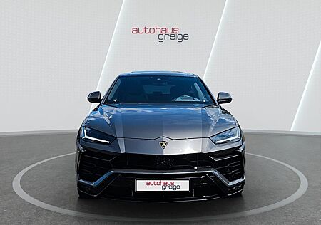Lamborghini Urus Akrapovic Keramik Pano CarbonPaket HUD B&O