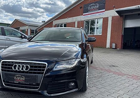 Audi A4 Avant S line Sportpaket / plus 19 Zoll Xenon/