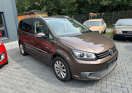 VW Touran Volkswagen Highline