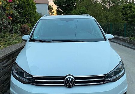 VW Touran Volkswagen 1.5 TSI UNITED UNITED
