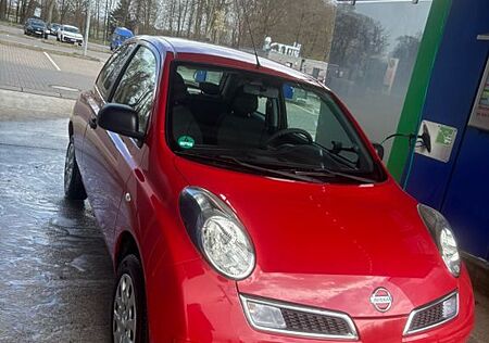 Nissan Micra 2. Hand TÜV bis 12/2027