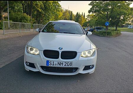 BMW 335i Coupé - Vollausstattung