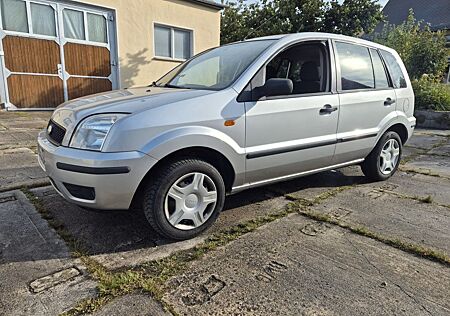 Ford Fusion 1.4 16V + EST +