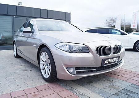 BMW 523 i AUTOMATIK 360°K PDC SHZ NAVI Schibedach