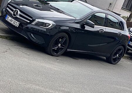 Mercedes-Benz A 180 -