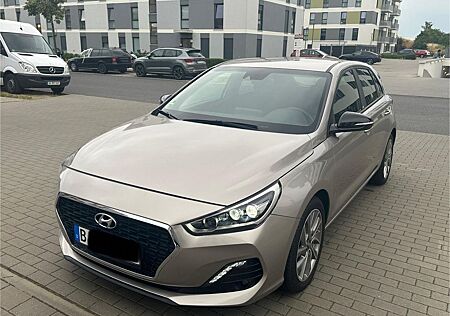 Hyundai i30 1.4 T-GDI Passion Klimatronic Or 18.000KM