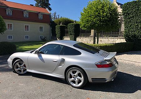 Porsche 996 Turbo Coupé Turbo, 1.Lack, Top
