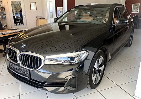 BMW 520d Komfortsitz/Aktivtemp/HuD/4ZonenK/Standhz