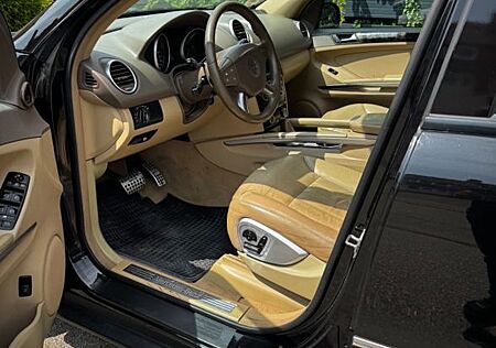 Mercedes-Benz ML 320 CDI 4MATIC -