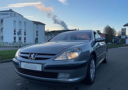 Peugeot 607 *AUTOMATIK*AHK*PDC*1.HAND*SEHR GEPFLEGT