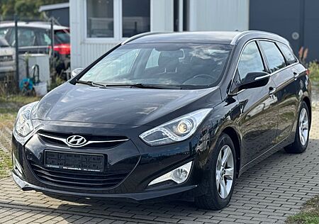 Hyundai i40 1.7 CRDi CW Style 136PS Automatik Kamera PDC