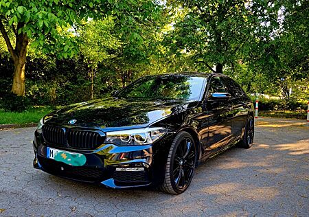 BMW 530d (G30)* Head-Up