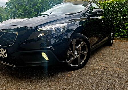 Volvo V90 Cross Country V40 Cross Country D3 -