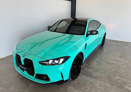 BMW M4 gebraucht kaufen BMW M4 MINTGRÜN / CARBON / SCHALEN / ALCA-LENKRAD