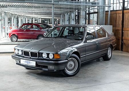 BMW 750i | Deutsch| Sitzheizung vorne + hinten