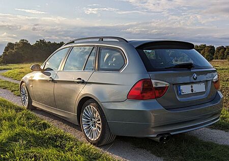 BMW 325i touring - 3.0 L - 6 Zylinder - TÜV neu