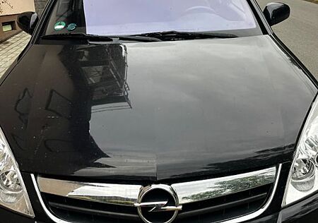 Opel Signum Edition Plus 1.9 CDTI 110kW Automatik...