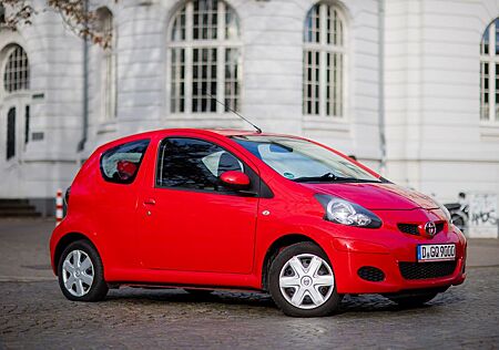 Toyota Aygo (X) Aygo (X) 1,0-l-VVT-i Cool Cool