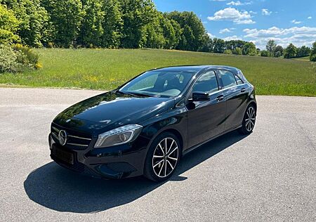 Mercedes-Benz A 180 (W176) - Sondermodell Style Nachtschwarz