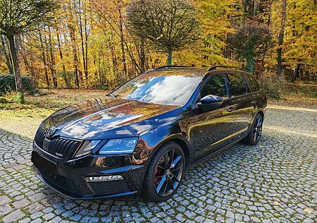 Skoda Octavia 2.0 TDI DSG RS Combi RS