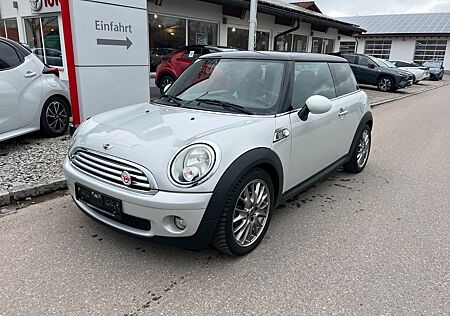 Mini Cooper Camden 1,6l *Schiebedach,8-fach bereift*
