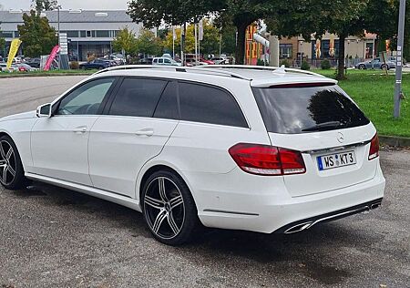 Mercedes-Benz E 220 BlueTEC BE T Edition AVANTG. Auto. Edi...