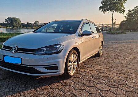 VW Golf Volkswagen 1.4 TSI 92kW Variant Comfortline