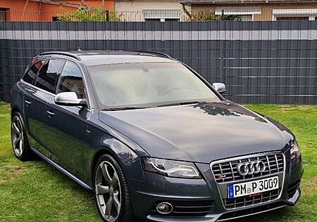 Audi S4 3.0 TFSI S tronic quattro Avant -