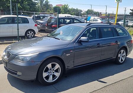 BMW 525d 525 Baureihe 5 Touring xDrive Pano! Softcl.