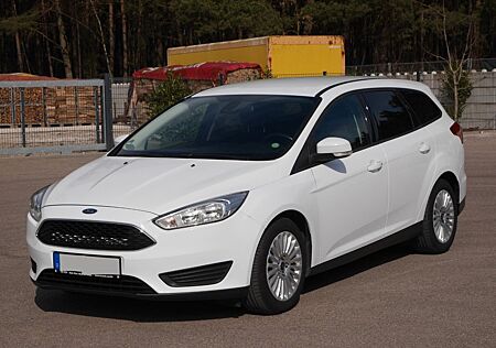 Ford Focus 1,0 EcoBoost 92kW Turnier/AHK/ZR NEU/Euro6