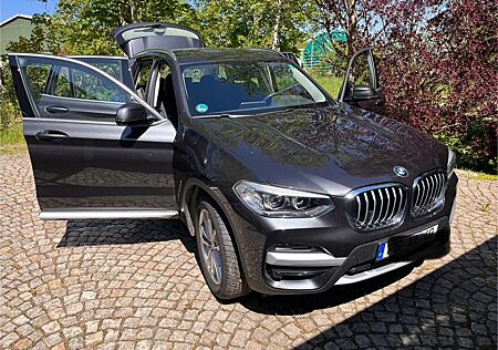 BMW X3 xDrive20d AT -
