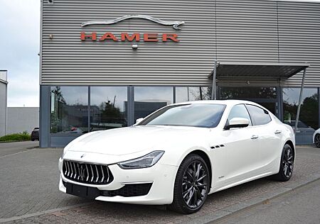 Maserati Ghibli S Q4 - ACC - 360° Kamera B&W Schitzbelüf.